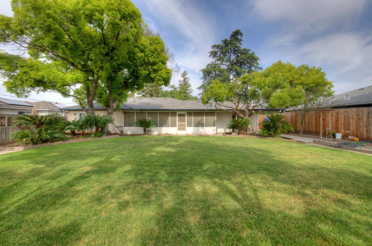 Updated Spacious Home Fresno Exterior foto